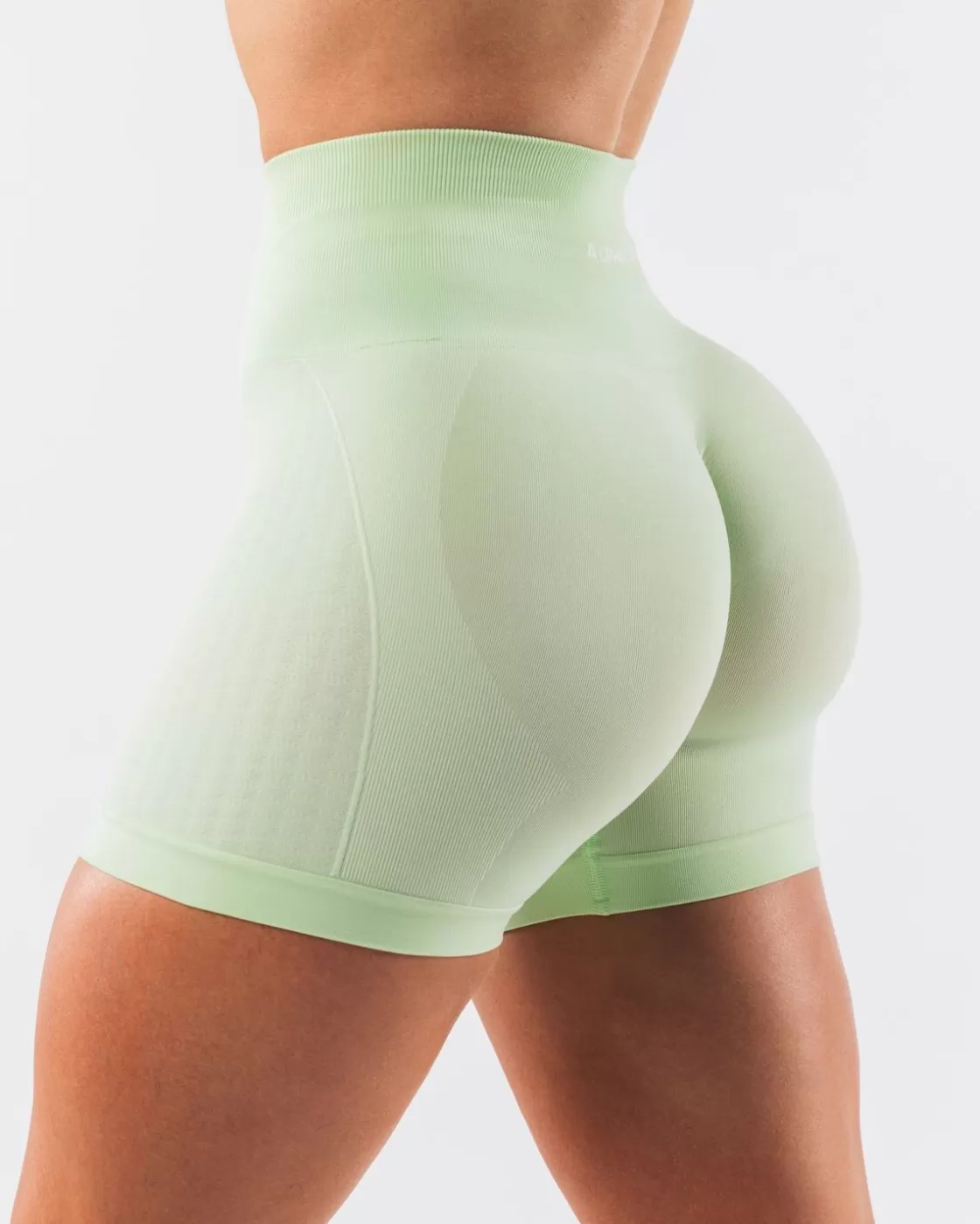 Flash Sale Amplify Contour Short 5" Women Shorts