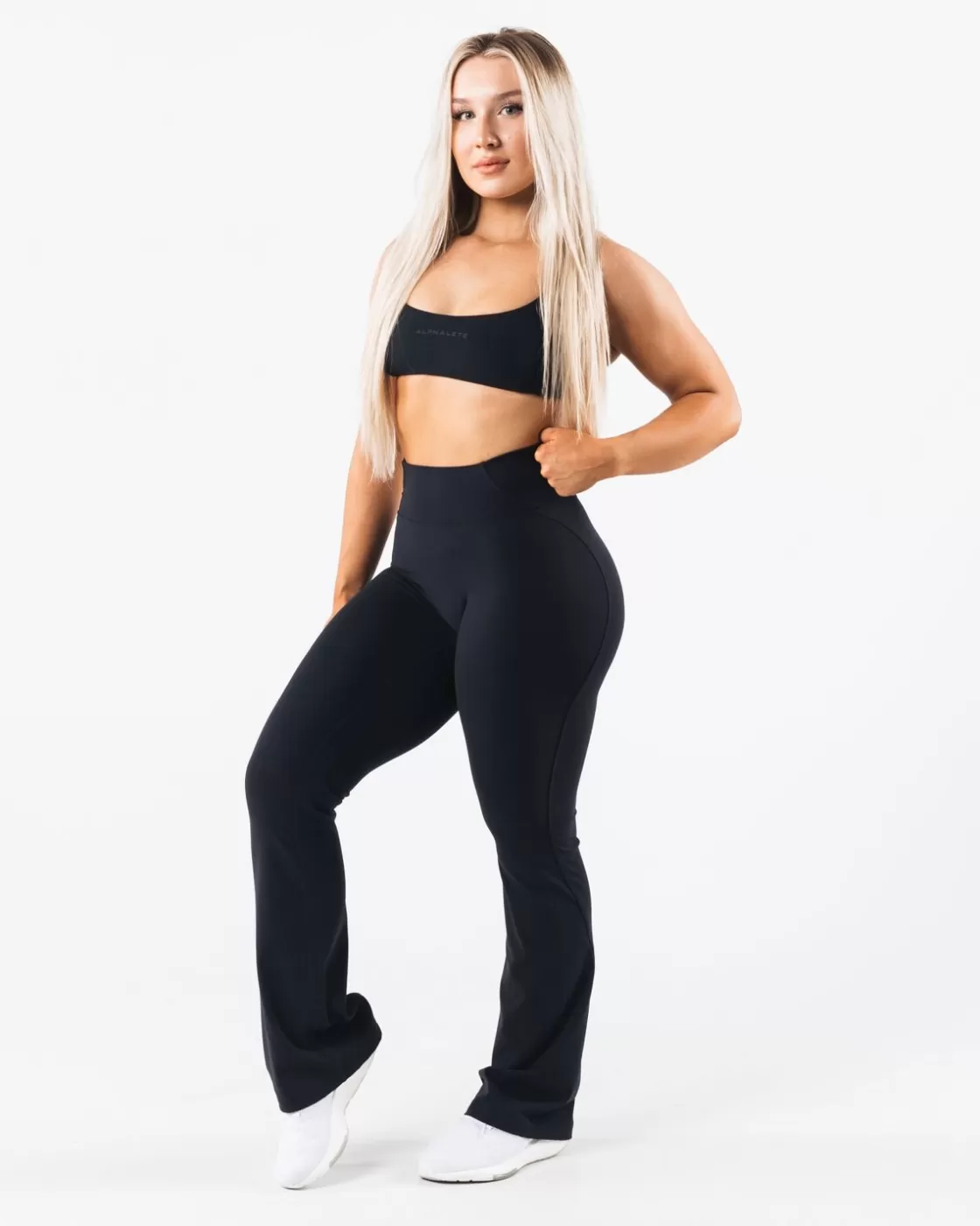 Outlet Aura Flared Pant Women Leggings